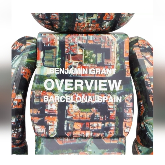 BE@RBRICK Benjamin Grant OVERVIEW BARCELONA 400% & 100% Bearbrick Toy Figure - Picture 2 of 3